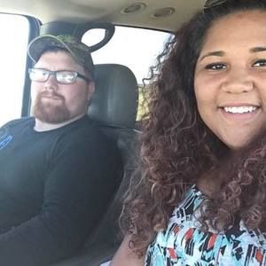 Meet your Posher, Caitlin